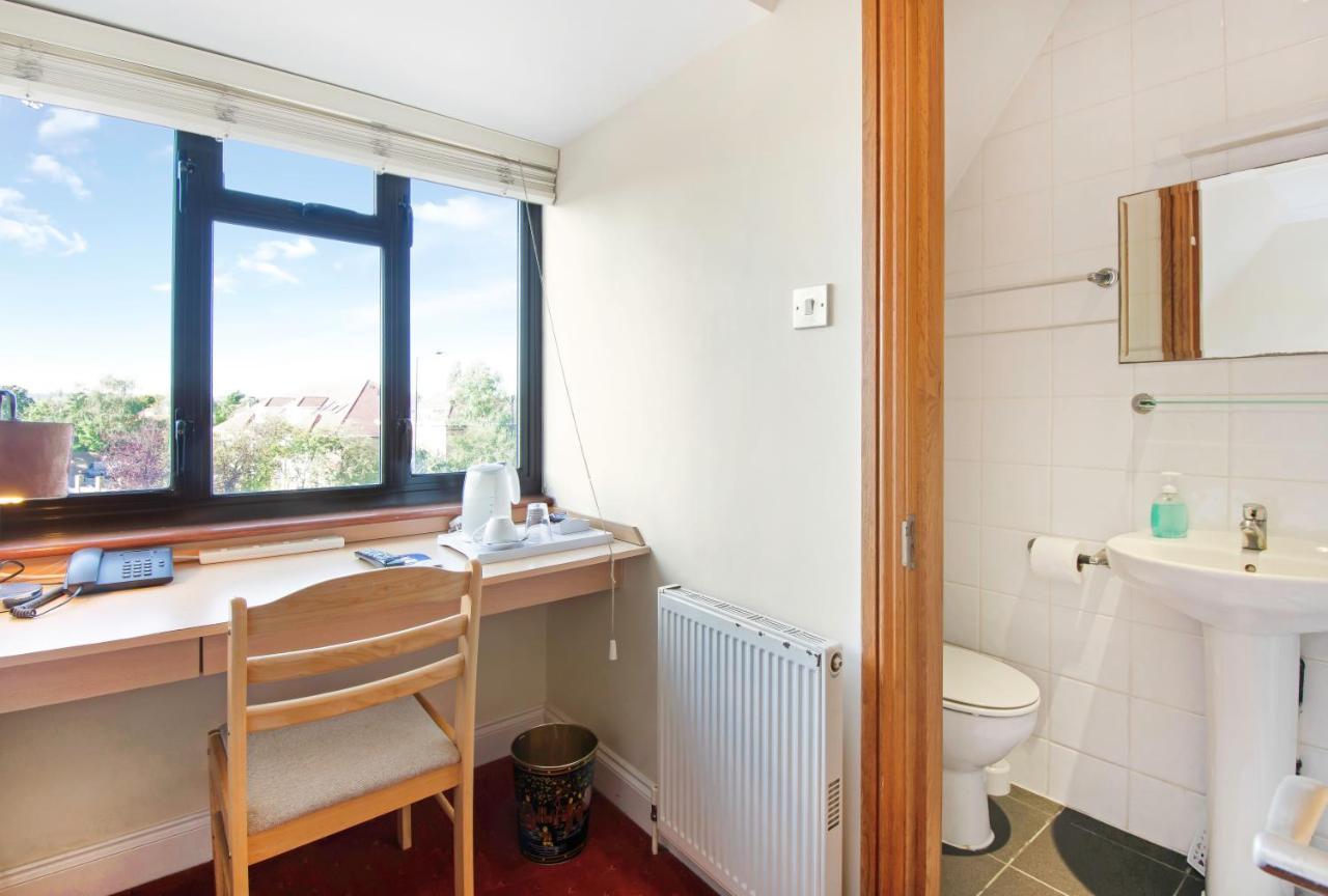 The Brent Hotel - London - Wembley ฮาร์โรว์ ภายนอก รูปภาพ