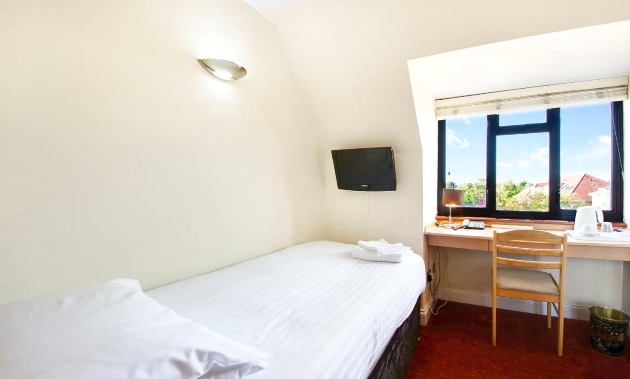 The Brent Hotel - London - Wembley ฮาร์โรว์ ภายนอก รูปภาพ