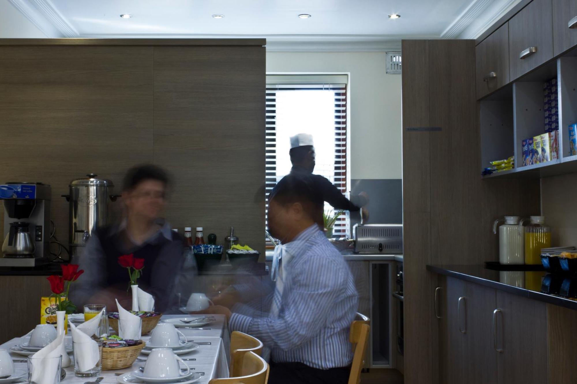 The Brent Hotel - London - Wembley ฮาร์โรว์ ภายนอก รูปภาพ